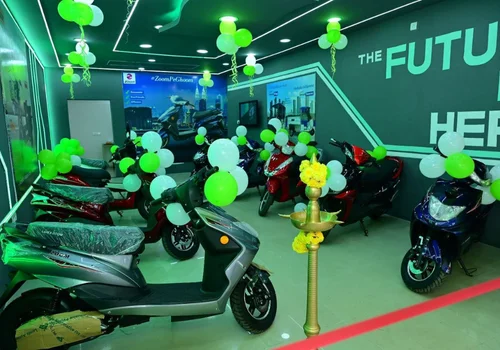 Exclusive Dealers Showroom (13)