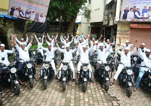 Lord’s Automative Welcomes Mumbai Dabbawala in their extended Family 1 (2)