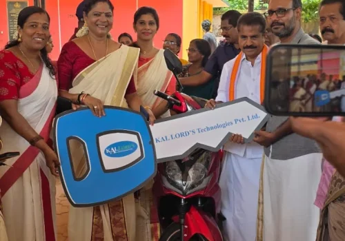 Member-of-parliament-Mr-Adoor-Prakash-handed-over-ceremony-7
